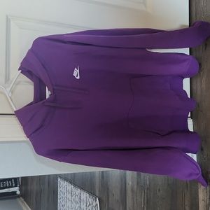 Nike women's sweatshirt